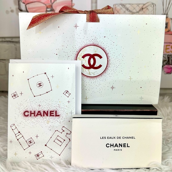 CHANEL mini gift set (6 vials) plus Note Card and box - Picture 2 of 4